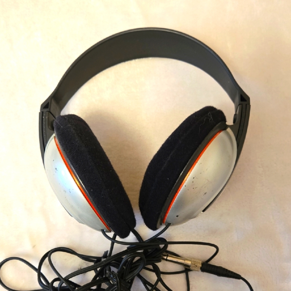 Aiwa HEADPHONES
